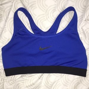 NWOT NIKE Blue sports bra